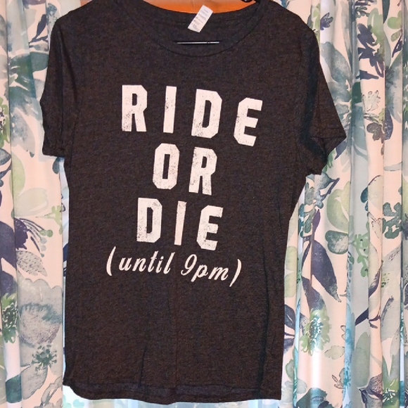Women's Graphic Tee - Charcoal - Picture 1 of 3
